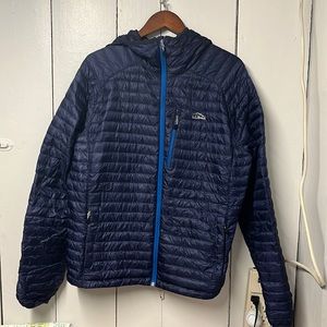 Men’s XL LL Bean lightweight puffer jacket with hood
